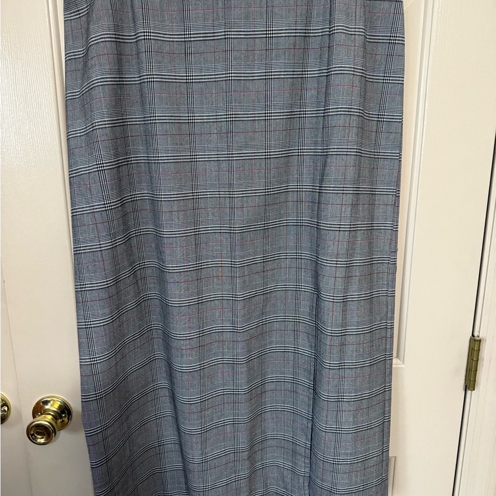 Good clothes Chic Gray Plaid Midi Skirt